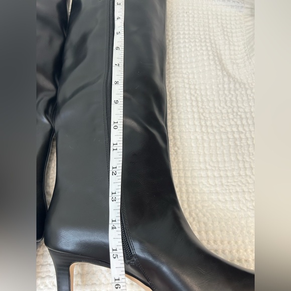 NORDSTORM RACK - Black Dauphine Kitten Heel Knee High Boot Size 6 - Picture 7 of 11